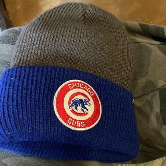 Chicago Cubs beanie - Picture 2 of 2